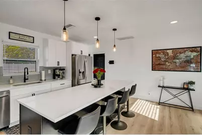 10016 Ridge Rd, Seminole, FL 33772 - Photo 9