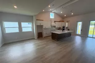 7245 Meadowshade Ct, Sarasota, FL 34241 - Photo 11