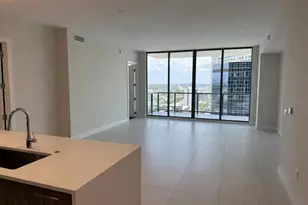 275 1st Ave S, Saint Petersburg, FL 33701 - Photo 5