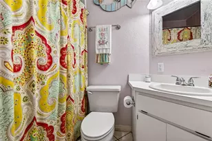 11722 Currie Ln, Largo, FL 33774 - Photo 37