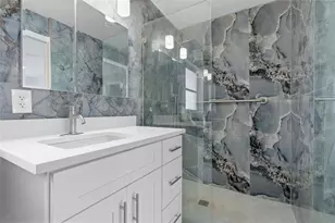 103 8th St, Belleair Beach, FL 33786 - Photo 23