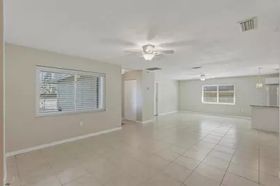 5760 71st Street N, Saint Petersburg, FL 33709 - Photo 3