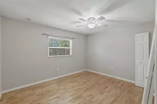 5760 71st St N, Saint Petersburg, FL 33709 - Photo 21