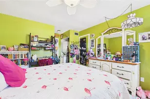 11117 Pembridge Ct, Port Richey, FL 34668 - Photo 15