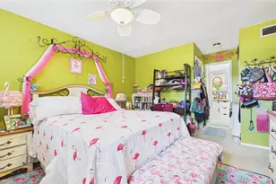 11117 Pembridge Ct, Port Richey, FL 34668 - Photo 15