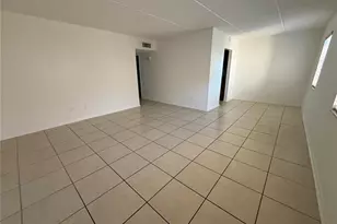 4725 Joseph Ct, Tampa, FL 33614 - Photo 5