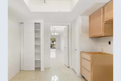 4300 37th Street S #4, Saint Petersburg, FL 33711 - Photo 9