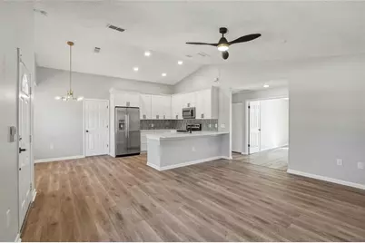 1945 Oak Street, Clearwater, FL 33760 - Photo 5