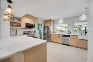 4622 Bay Crest Dr, Tampa, FL 33615 - Photo 11