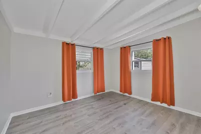 4104 W Fairview Heights, Tampa, FL 33616 - Photo 13