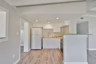 4104 W Fairview Heights, Tampa, FL 33616 - Photo 9