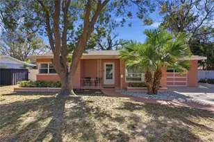 718 Bay Vista Blvd S, Saint Petersburg, FL 33705 - Photo 1