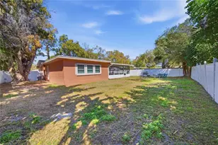 718 Bay Vista Blvd S, Saint Petersburg, FL 33705 - Photo 27