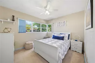 718 Bay Vista Blvd S, Saint Petersburg, FL 33705 - Photo 15
