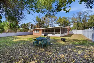 718 Bay Vista Blvd S, Saint Petersburg, FL 33705 - Photo 25