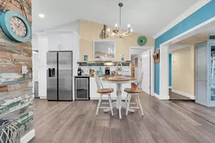 2534 Mineola Dr S, Largo, FL 33770 - Photo 11