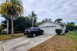 7051 Wentworth Way, New Port Richey, FL 34655 - Photo 3