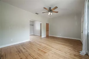325 W Rio Vista Ct, Tampa, FL 33604 - Photo 9