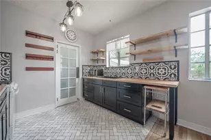 325 W Rio Vista Ct, Tampa, FL 33604 - Photo 17