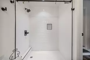 1411 E Henry Ave, Tampa, FL 33604 - Photo 19