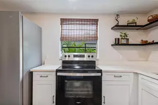 1411 E Henry Ave, Tampa, FL 33604 - Photo 11