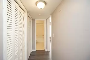 10330 Carrollwood Ln, Tampa, FL 33618 - Photo 21