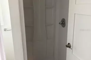 911 Hart St, Clearwater, FL 33755 - Photo 17