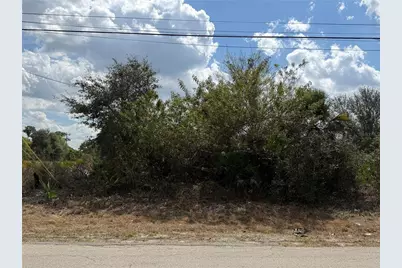 522 Columbus Boulevard S, Lehigh Acres, FL 33974 - Photo 1