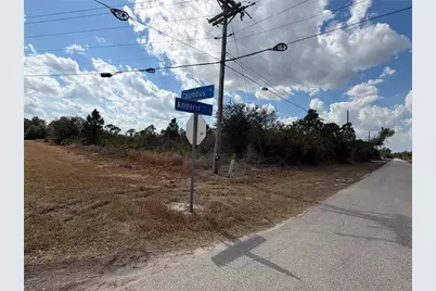 522 Columbus Boulevard S, Lehigh Acres, FL 33974 - Photo 3