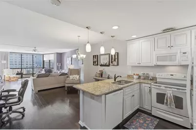 1 Beach Drive SE #1109, Saint Petersburg, FL 33701 - Photo 3