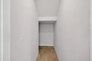 33947 Astoria Cir, Wesley Chapel, FL 33545 - Photo 21