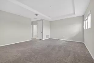 33947 Astoria Cir, Wesley Chapel, FL 33545 - Photo 47