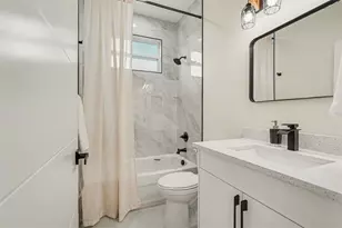 3623 N 54th St, Tampa, FL 33619 - Photo 23
