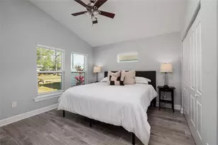 510 48th Ave N, Saint Petersburg, FL 33703 - Photo 11