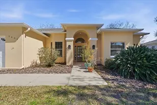 2406 Dana Dr, Safety Harbor, FL 34695 - Photo 5