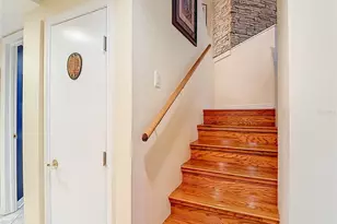 13812 Mill Cove Cir, Tampa, FL 33618 - Photo 23