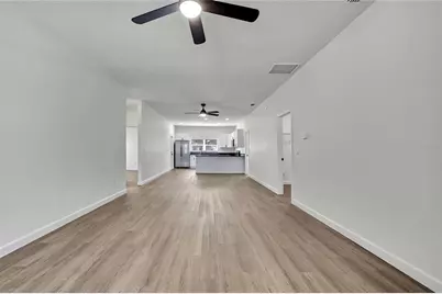 507 E Baker, Tampa, FL 33603 - Photo 11