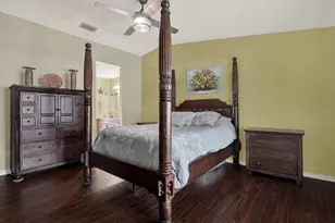 729 Sandy Creek Dr, Brandon, FL 33511 - Photo 17