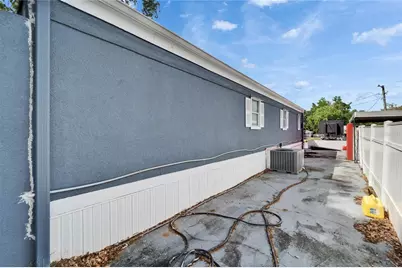 126 Ridgewood Avenue, Brandon, FL 33510 - Photo 9