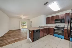 10212 Hawk Storm Ave, Tampa, FL 33610 - Photo 11