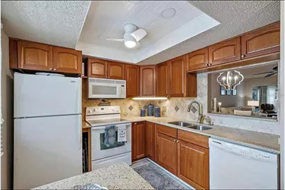 920 Virginia Street #303, Dunedin, FL 34698 - Photo 3