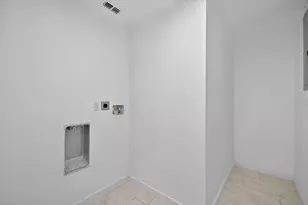 2813 Candlewood St, Clearwater, FL 33759 - Photo 11