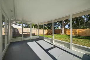 2813 Candlewood St, Clearwater, FL 33759 - Photo 25