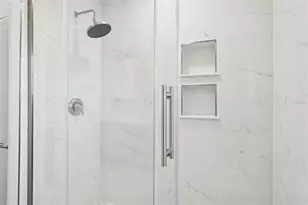 3926 Fontainebleau Dr, Tampa, FL 33634 - Photo 13