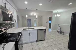 1506 Silktree Ct, Brandon, FL 33511 - Photo 9