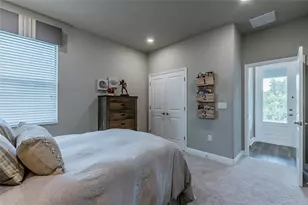 704 Estates Blvd, Tarpon Springs, FL 34688 - Photo 37