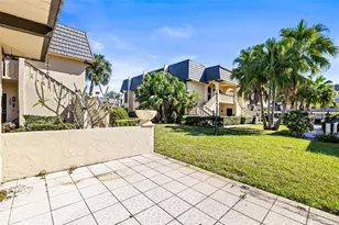 2101 Cordova Green, Seminole, FL 33777 - Photo 15
