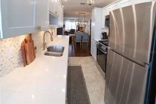 6075 Shore Blvd S, Gulfport, FL 33707 - Photo 11