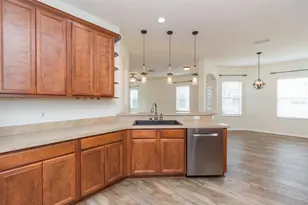 7409 Surrey Wood Ln, Apollo Beach, FL 33572 - Photo 17