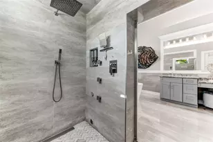 1307 Alhambra Dr, Apollo Beach, FL 33572 - Photo 27